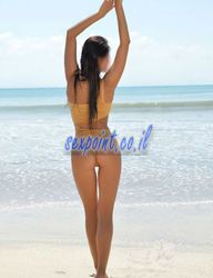 פנטסטי ליווי יש גוף סקסי