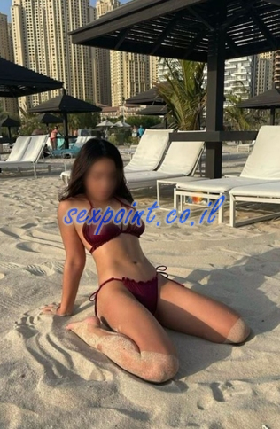 גבוהה וגמישה, את נערת הליווי